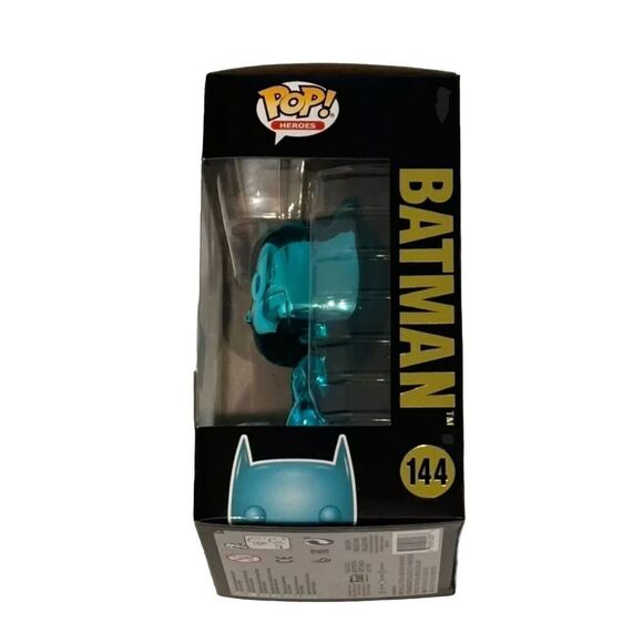 Funko Pop SDCC 2019 DC Teal Chrome Batman #144 with Sticker - Perfect - Rare - Picture 5 of 6